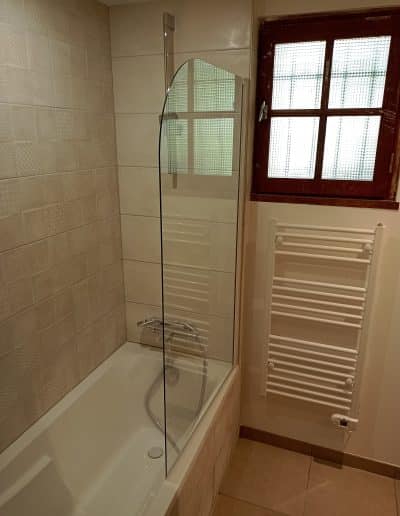 rénovation d'une maison à lacanau salle de bains