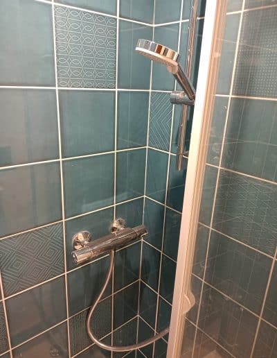 rénovation d'une maison à lacanau salle d'eau